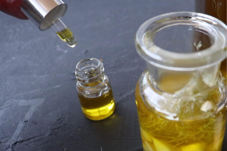 DIY garlic oil ear drops recipe SimplyBeyondHerbs