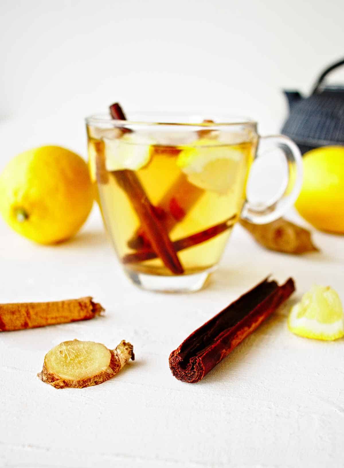 Benefits of cinnamon 2025 honey lemon and ginger