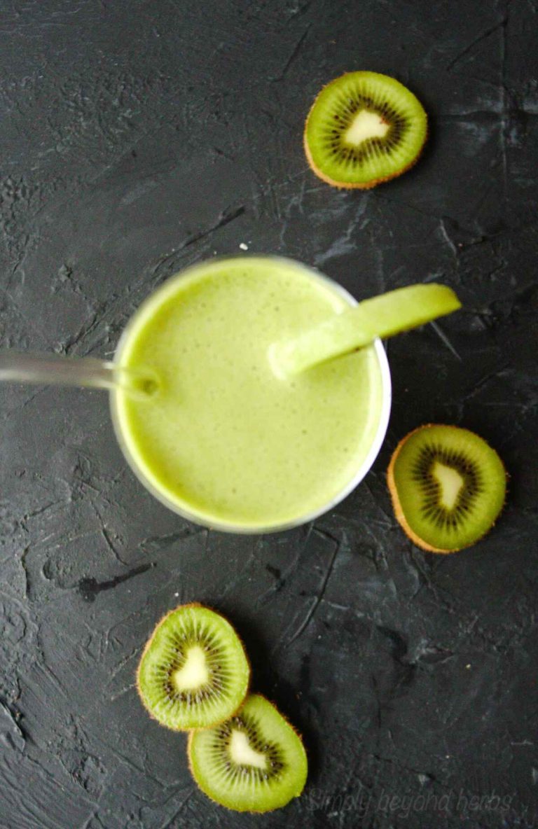 Kiwi juice recipe (with juicer or blender) SimplyBeyondHerbs