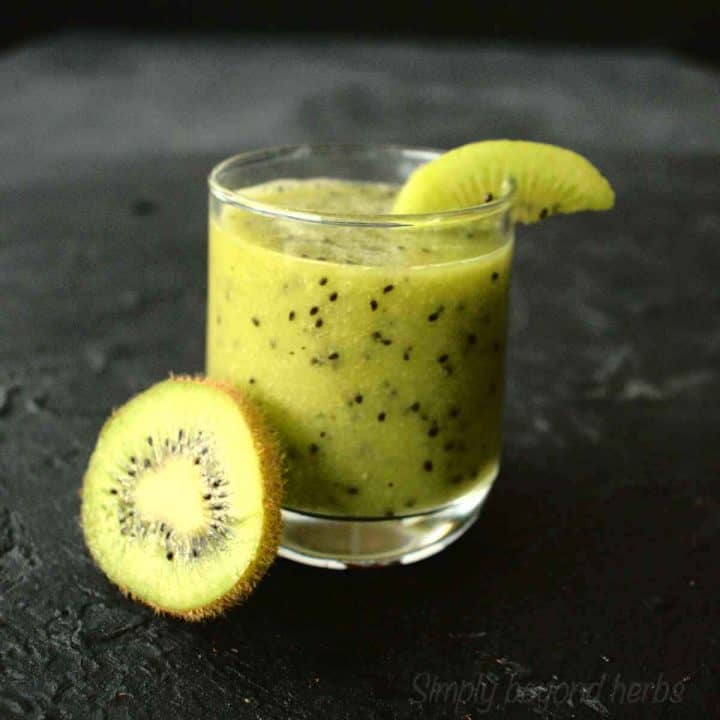 Kiwi juice recipe (with juicer or blender) SimplyBeyondHerbs