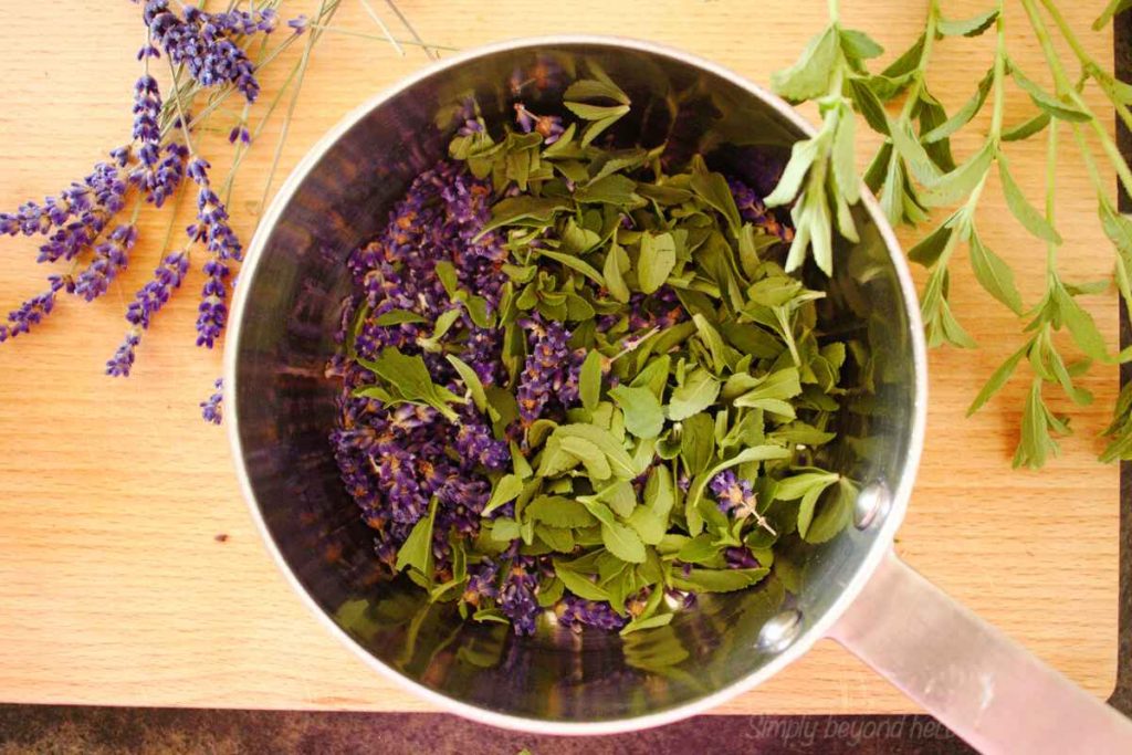 Sugar free Lavender Syrup for Cocktails or Lavender Lattes
