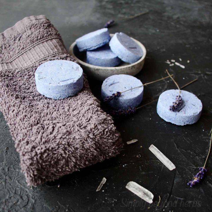 Shower bomb recipe {DIY shower steamers with menthol crystals