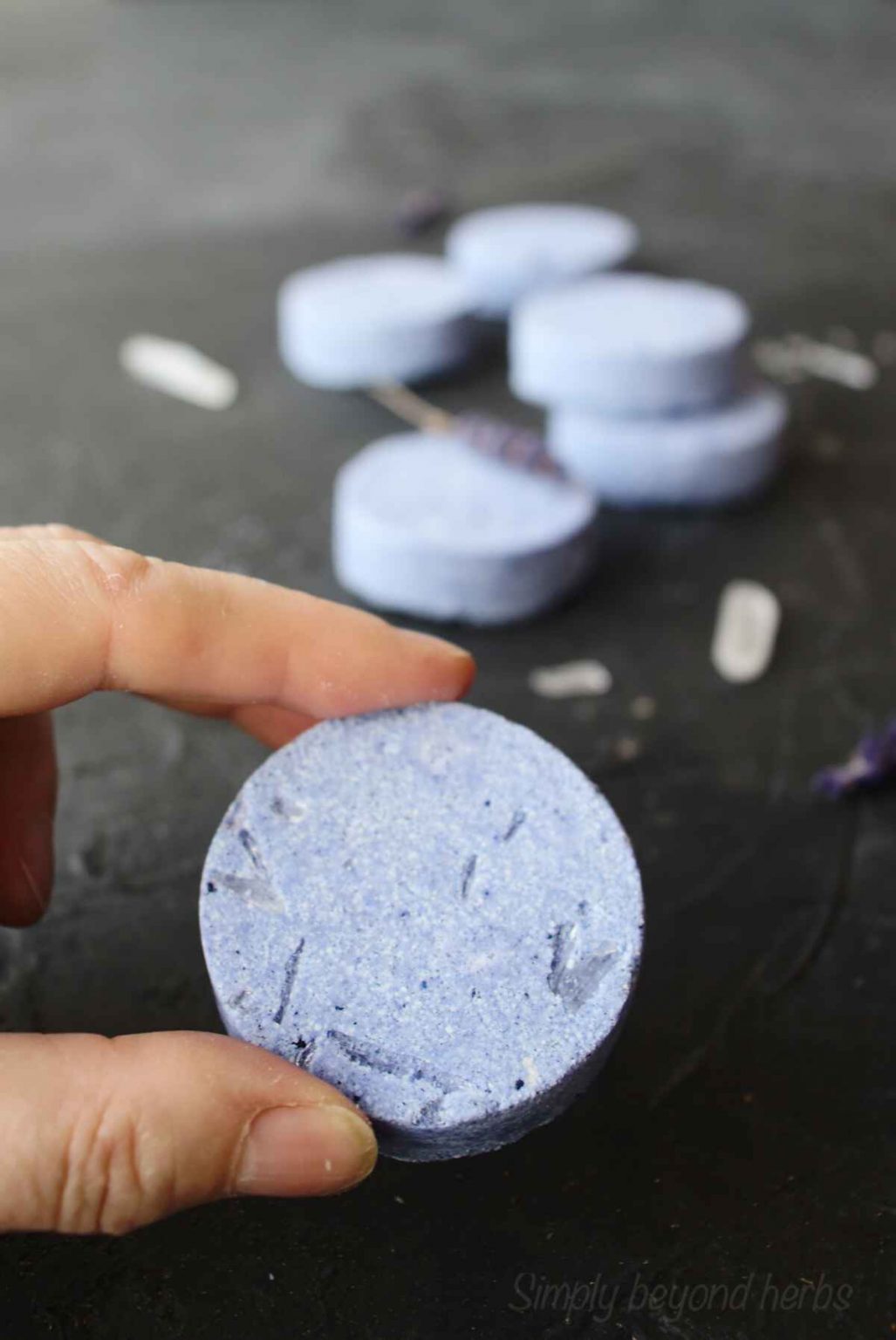 Shower bomb recipe {DIY shower steamers with menthol crystals