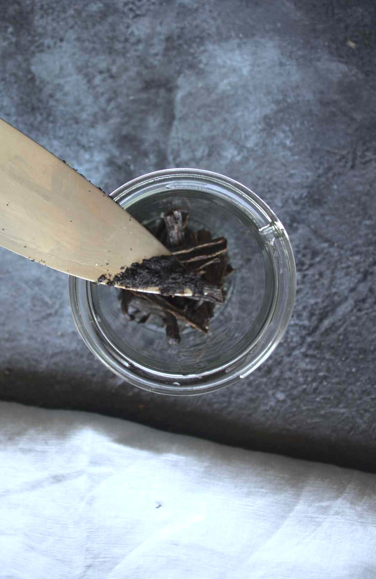 DIY Vanilla body Oil