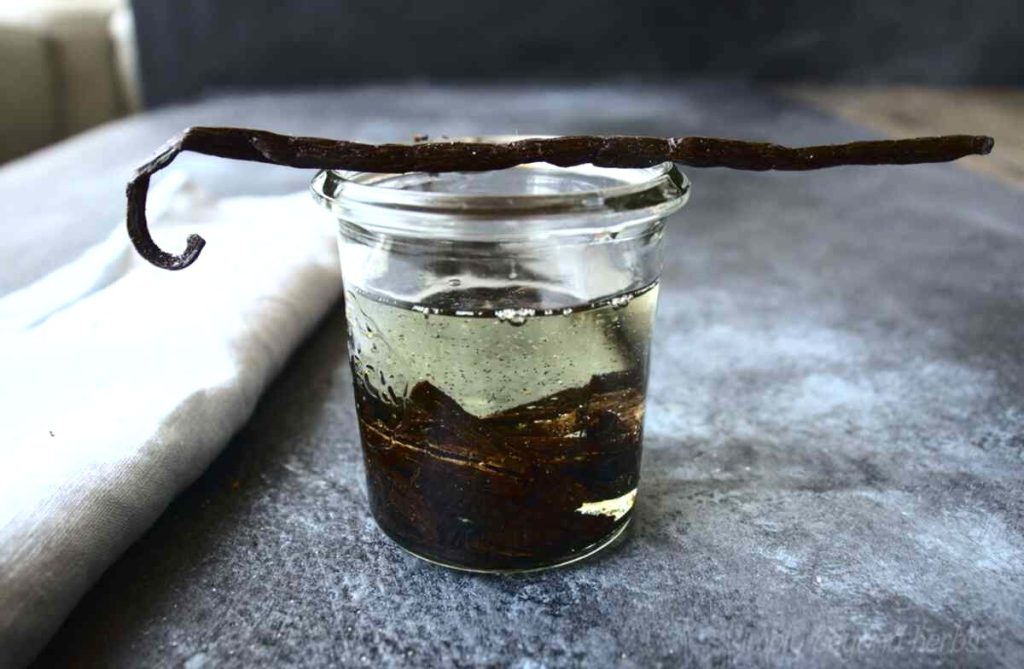 How to Make Vanilla Infused Oil + 3 Ways to Use It - SimplyBeyondHerbs