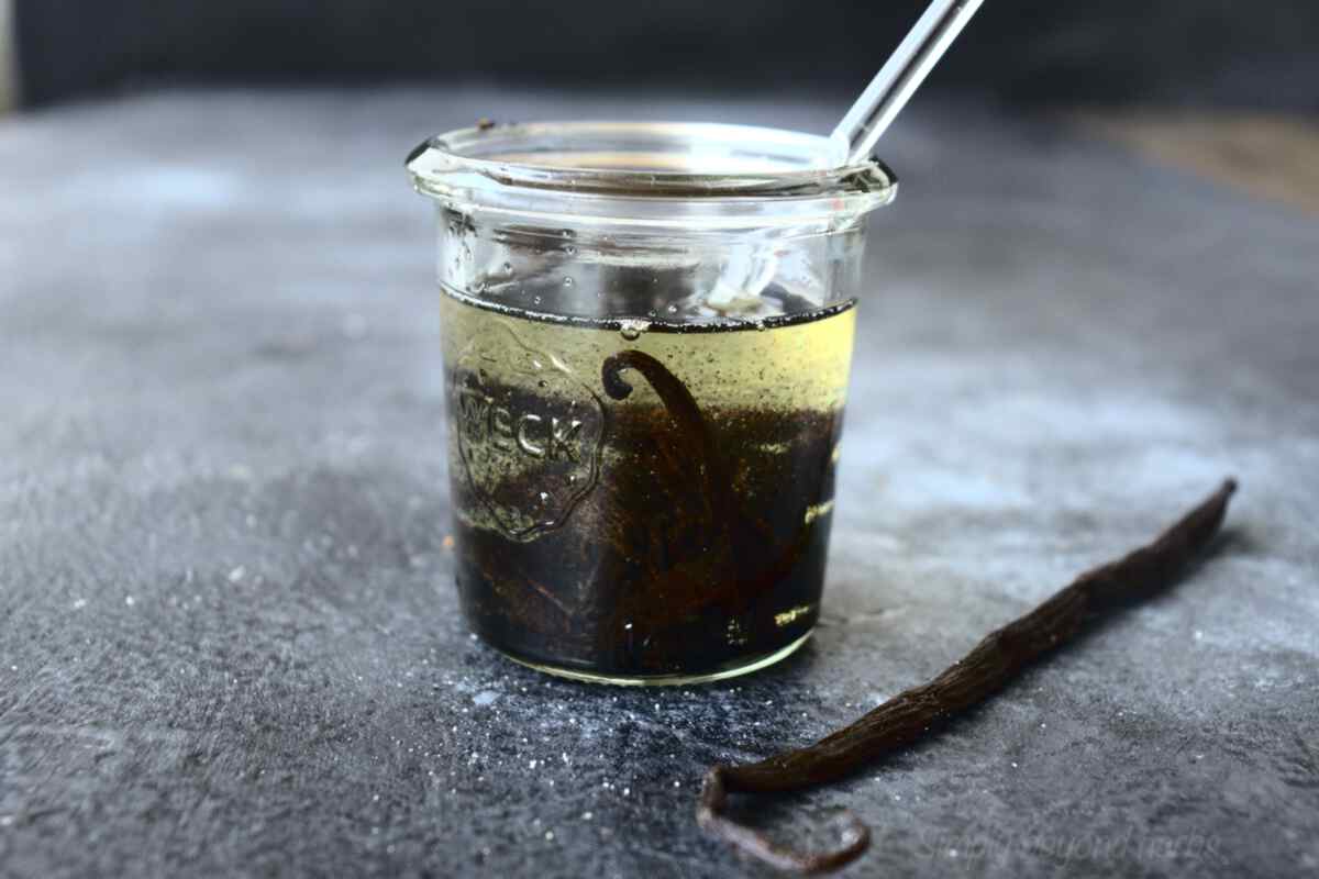 Use Vanilla scent in Perfumery